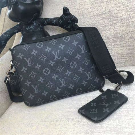 louis vuitton herren bag|louis vuitton fanny bag.